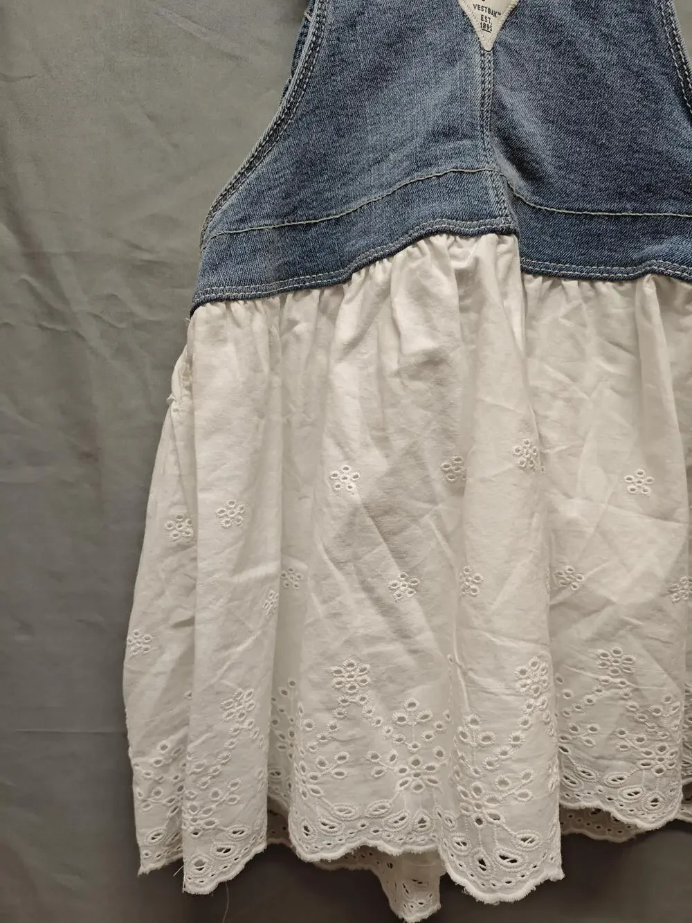 OshKosh Bgosh Overall Dress Girls 4T Blue Denim White Eyelet Jumper Skirtall